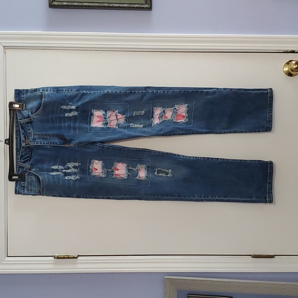 Evaless Heart Print Straight Mid Waist Ripped Jeans, Size M - Picture 8 of 11